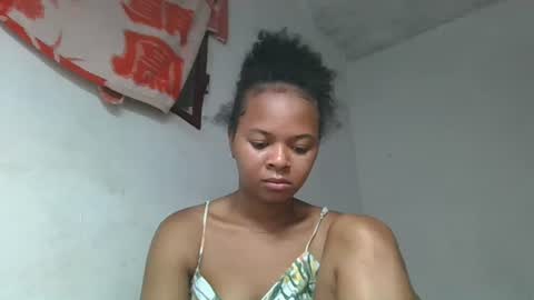 Snapshot of ornellahhh chatting on October 2025 01:09:02 AM ornellahhh online show from October 2025 01:09:02 AM