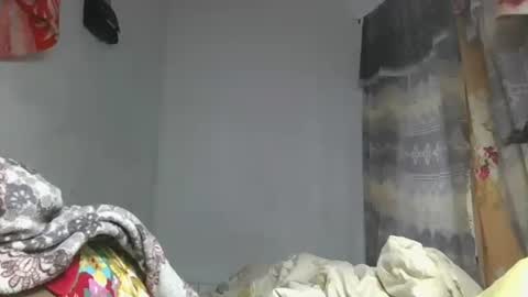 Snapshot of ornellahhh chatting on October 2025 06:20:01 PM ornellahhh online show from October 2025 06:20:01 PM