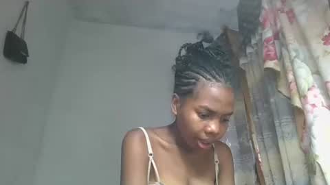 Snapshot of ornellahhh chatting on October 2025 06:58:01 AM ornellahhh online show from October 2025 06:58:01 AM