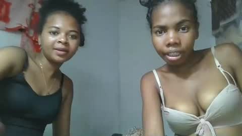 Snapshot of ornellahhh chatting on October 2025 07:04:02 PM ornellahhh online show from October 2025 07:04:02 PM