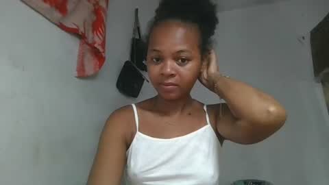 Snapshot of ornellahhh chatting on November 2025 04:34:01 AM ornellahhh online show from November 2025 04:34:01 AM