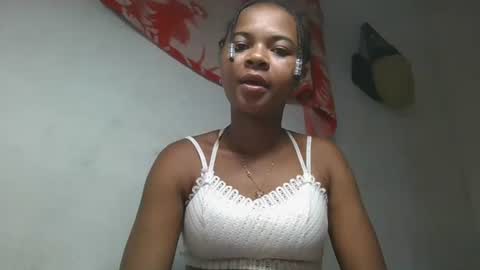 Snapshot of ornellahhh chatting on November 2025 10:08:02 PM ornellahhh online show from November 2025 10:08:02 PM