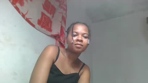 Snapshot of ornellahhh chatting on November 2025 10:53:02 PM ornellahhh online show from November 2025 10:53:02 PM