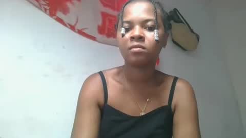 Snapshot of ornellahhh chatting on November 2025 10:59:01 AM ornellahhh online show from November 2025 10:59:01 AM