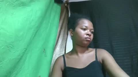 Snapshot of ornellahhh chatting on December 2025 11:09:01 PM ornellahhh online show from December 2025 11:09:01 PM