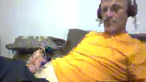 orwel09 online show from April 2026 07:49:01 PM