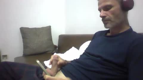 orwel09 online show from May 2026 04:46:02 PM