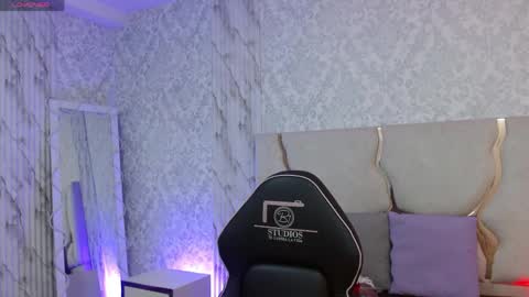 osamu_tay online show from April 2026 03:04:02 AM