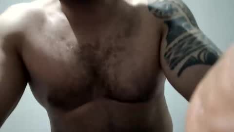 Snapshot of oscar670473 chatting on May 2026 02:05:02 AM oscar670473 online show from May 2026 02:05:02 AM