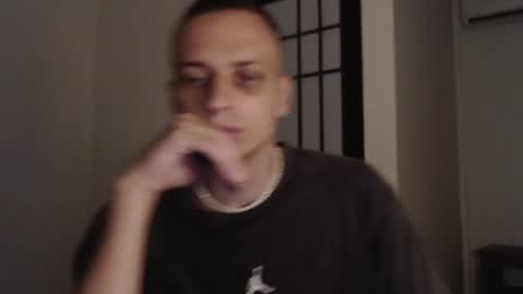 Snapshot of oscar_sssky chatting on January 2025 03:58:01 PM Oscar online show from January 2025 03:58:01 PM