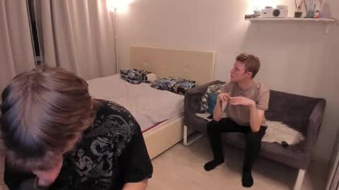 Snapshot of oscar_wildy chatting on November 2025 08:40:01 PM Oscar online show from November 2025 08:40:01 PM