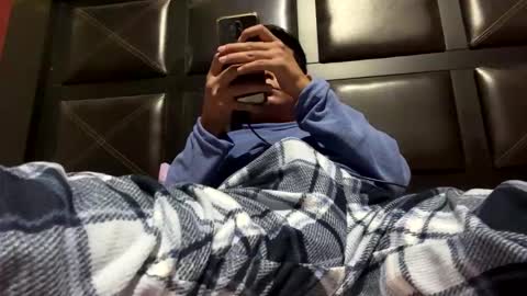 Snapshot of osiris9999999 chatting on December 2025 04:08:01 AM osiris9999999 online show from December 2025 04:08:01 AM