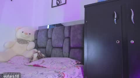 Snapshot of osiris_doll chatting on July 2026 05:26:02 PM vella online show from July 2026 05:26:02 PM