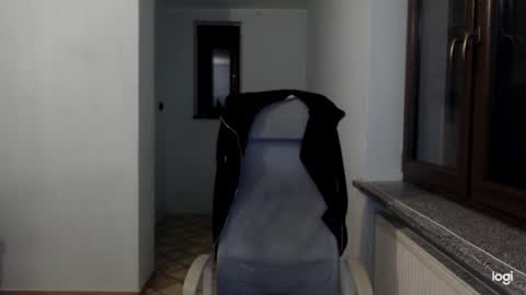 Snapshot of oskars99411900 chatting on December 2024 11:02:02 PM oskars99411900 online show from December 2024 11:02:02 PM