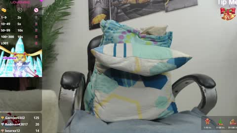 Snapshot of oso_gael chatting on December 2024 08:43:02 PM Bear Gael online show from December 2024 08:43:02 PM