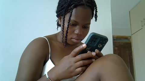 osoprettyebony online show from November 2025 09:09:02 AM