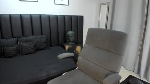 Maria   online show from March 2025 09:07:02 AM