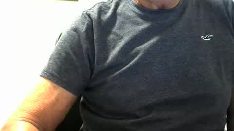 Snapshot of ossibottom chatting on February 2025 02:40:01 AM Ossi online show from February 2025 02:40:01 AM