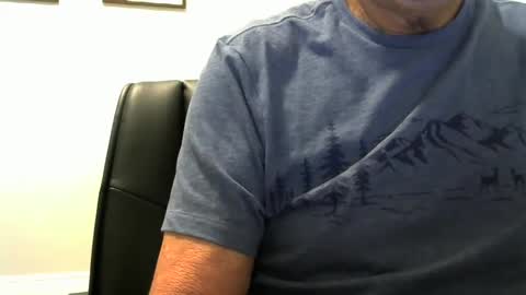 Snapshot of ossibottom chatting on February 2025 02:28:02 AM Ossi online show from February 2025 02:28:02 AM