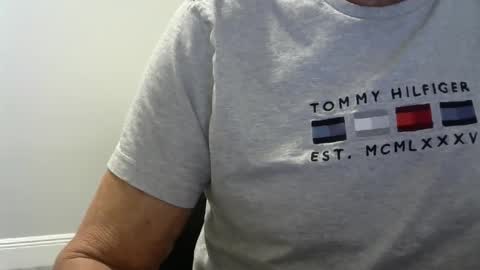 Snapshot of ossibottom chatting on September 2025 02:33:02 AM Ossi online show from September 2025 02:33:02 AM