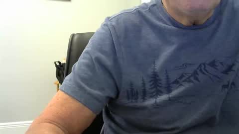 Snapshot of ossibottom chatting on December 2025 02:48:01 PM Ossi online show from December 2025 02:48:01 PM