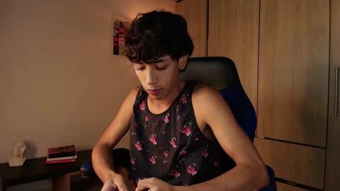 Snapshot of ostin_18hot chatting on December 2024 01:15:02 AM ostin 18hot online show from December 2024 01:15:02 AM