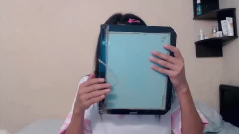 Snapshot of otakutransgurl chatting on November 2025 07:08:02 AM RACHEL CHOW online show from November 2025 07:08:02 AM