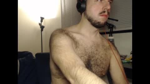 Snapshot of otterpussy chatting on February 2025 08:11:02 PM OtterPussy online show from February 2025 08:11:02 PM