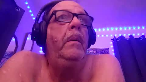 Snapshot of ou8124824 chatting on September 2025 09:45:02 AM ou8124824 online show from September 2025 09:45:02 AM