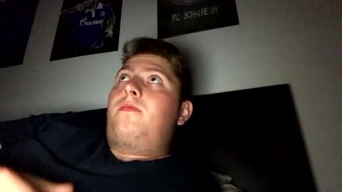 outflayd online show from November 2025 12:10:01 AM