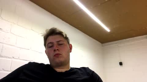 outflayd online show from February 2026 02:19:02 AM