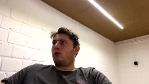 outflayd online show from February 2026 02:37:02 PM