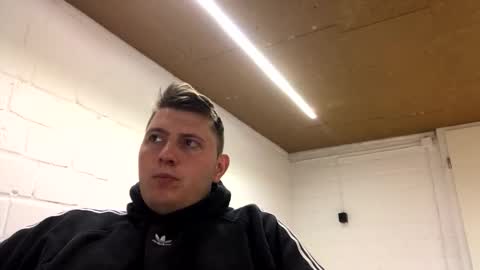 outflayd online show from March 2026 01:28:01 PM