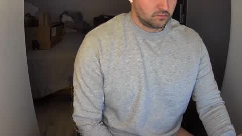 Snapshot of outside1991 chatting on December 2024 09:02:02 PM outside1991 online show from December 2024 09:02:02 PM