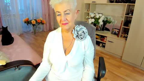 Alla online show from February 2026 01:32:02 PM