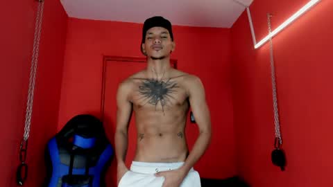 Snapshot of owen_blaze3 chatting on May 2026 03:45:02 AM owen blaze online show from May 2026 03:45:02 AM