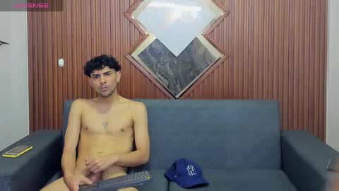 Snapshot of owen_mccarthy chatting on January 2025 08:14:02 PM owen_mccarthy online show from January 2025 08:14:02 PM