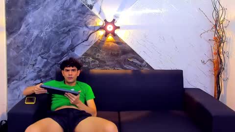 Snapshot of owen_mccarthy chatting on January 2025 03:51:01 AM owen_mccarthy online show from January 2025 03:51:01 AM