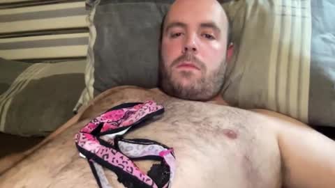 Owen2022 online show from December 2025 06:16:01 PM