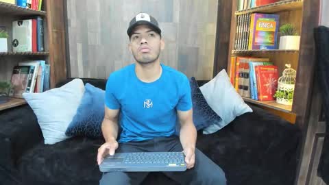 Owen online show from September 2025 11:59:02 AM