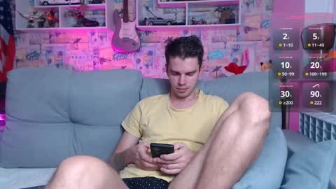 Snapshot of oxmikexo chatting on December 2024 02:17:01 PM Mike online show from December 2024 02:17:01 PM