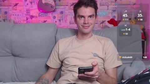 Snapshot of oxmikexo chatting on December 2024 02:42:01 PM Mike online show from December 2024 02:42:01 PM