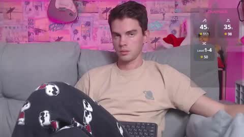 Snapshot of oxmikexo chatting on December 2024 12:20:02 PM Mike online show from December 2024 12:20:02 PM