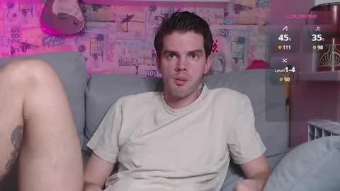 Snapshot of oxmikexo chatting on February 2025 02:24:01 PM Mike online show from February 2025 02:24:01 PM