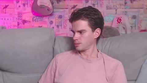 Snapshot of oxmikexo chatting on February 2025 04:23:02 PM Mike online show from February 2025 04:23:02 PM