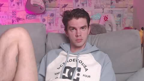 Snapshot of oxmikexo chatting on February 2025 11:55:01 AM Mike online show from February 2025 11:55:01 AM