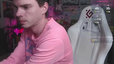 Snapshot of oxmikexo chatting on March 2025 04:33:02 PM Mike online show from March 2025 04:33:02 PM