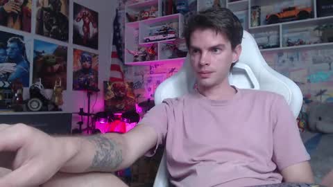 Snapshot of oxmikexo chatting on March 2025 02:05:02 PM Mike online show from March 2025 02:05:02 PM