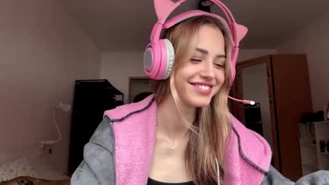 Snapshot of ozellagranville chatting on February 2026 09:14:02 AM Eva online show from February 2026 09:14:02 AM