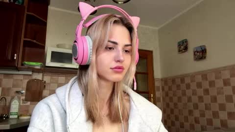 Eva online show from May 2026 06:19:02 AM